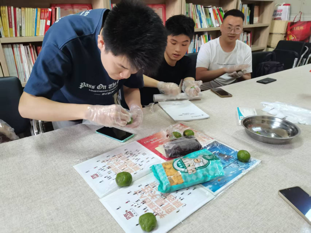 https://mmbiz.qpic.cn/sz_mmbiz_png/FcZ6kiaagMb01RWa7gpcWdMKZdMuPvNSgQLaj8ibcJue0j38DCp705IB9TDyPKLORT9BhlCBwBEZhD6U0FsWtX6g/640?wx_fmt=png&from=appmsg