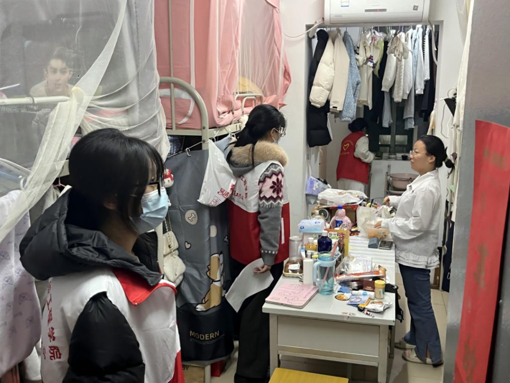 https://mmbiz.qpic.cn/sz_mmbiz_png/FcZ6kiaagMb2hicMm2w0UaibT6iaHmm57f3eoONYXW6IFAyYbd0ykBBpVsDZSMG9ytDFyylnPSJrKribqWSCaLSFydg/640?wx_fmt=png&from=appmsg