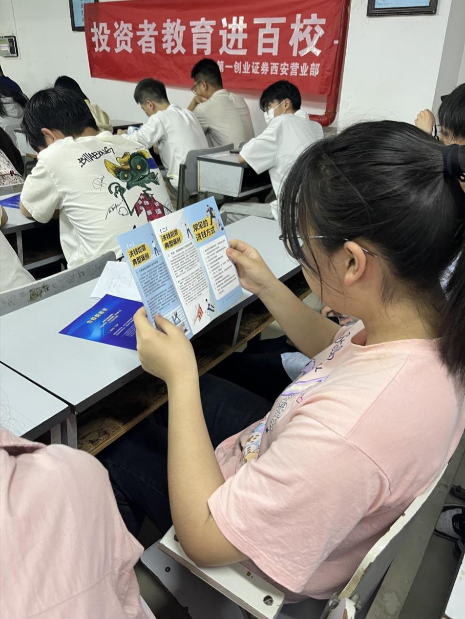 https://mmbiz.qpic.cn/sz_mmbiz_png/FcZ6kiaagMb0g6sp9eXgQBj4Ol30IicW38iboj7pQ6Jmpzbby5JCNyq0AGVGoJVCo8v3MH8rSBsiaAZGAyXR2J834A/640?wx_fmt=png&from=appmsg