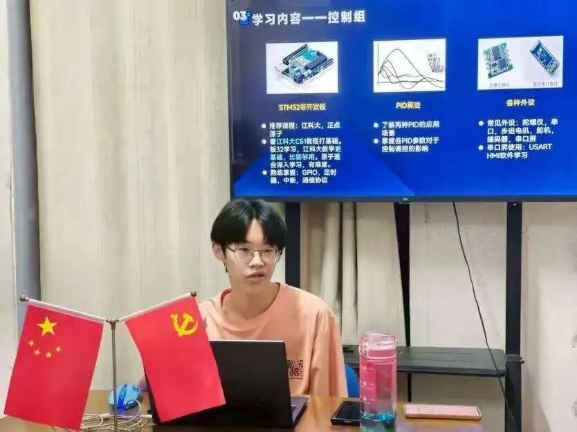 https://mmbiz.qpic.cn/sz_mmbiz_jpg/FcZ6kiaagMb2IOEv3GHiclcJC5R2iaS6j4jdC5YelrD0z71gRsdcUeFG8g0pHickxjemuotOp7iaz7uUtorYNRFD6yg/640?wx_fmt=jpeg&from=appmsg