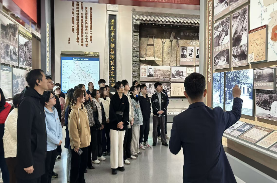 https://mmbiz.qpic.cn/sz_mmbiz_png/FcZ6kiaagMb1foahgwTxPMC0SqQYmiahtKlpfIf73LlcRb7CjGTpDufgpOW7RCKkIYxUhnred0uCyZnLUQEn5XlQ/640?wx_fmt=png&from=appmsg