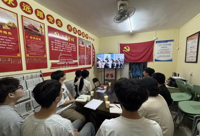 https://mmbiz.qpic.cn/sz_mmbiz_png/FcZ6kiaagMb3fNn7Dr66GGBjNKxubUZaE6D57aDx3C8uLQfoSgKia0ynTCYEVK0GclcuVs2N3Ntc8o9G3CoOLPHA/640?wx_fmt=png&from=appmsg