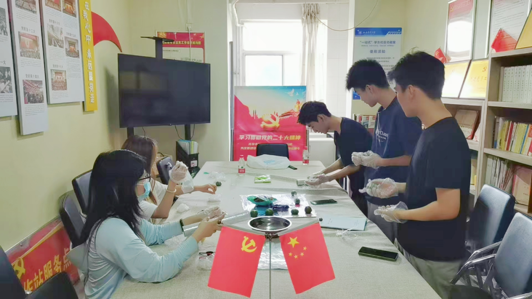 https://mmbiz.qpic.cn/sz_mmbiz_png/FcZ6kiaagMb01RWa7gpcWdMKZdMuPvNSgibaicjoCUfvHF5Hu6C8ibsfCaHlm3DbD1TZdhqa4F7ppLW0SFxKB40ibQw/640?wx_fmt=png&from=appmsg