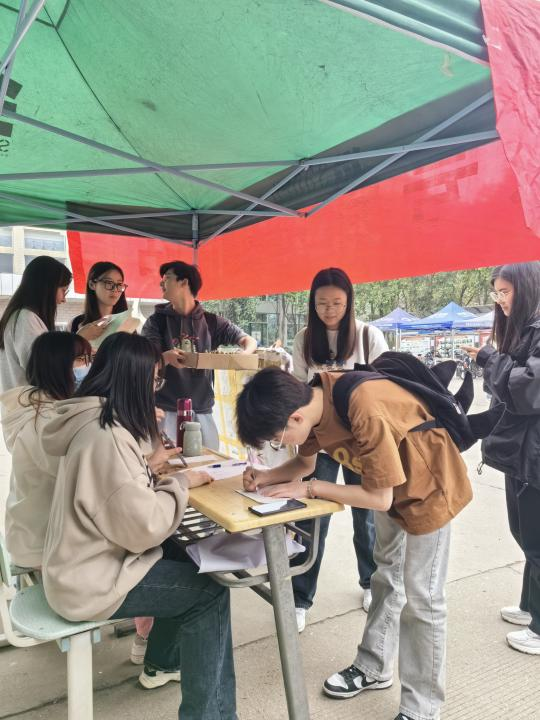 https://mmbiz.qpic.cn/sz_mmbiz_png/FcZ6kiaagMb1Jwjec5T8MTqdRiaan8VLgLD4rLkHFvQ1icDia2ibvQNbaqApibCZHXmMZXuEEA3ib5oXwuHXLPHWFcuSA/640?wx_fmt=png&from=appmsg